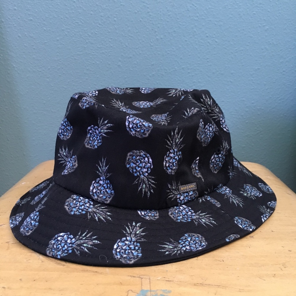 NWT Caicos Bucket Hat Black